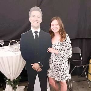 Meet your Posher, Hannah